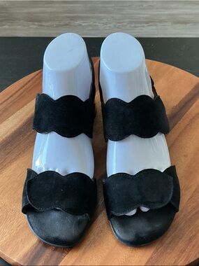 Beautiful black Velcro kitten, heel shoes, European 39